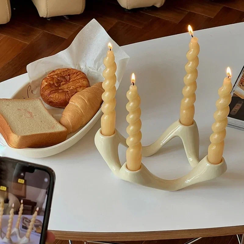 Vågig ljusstake